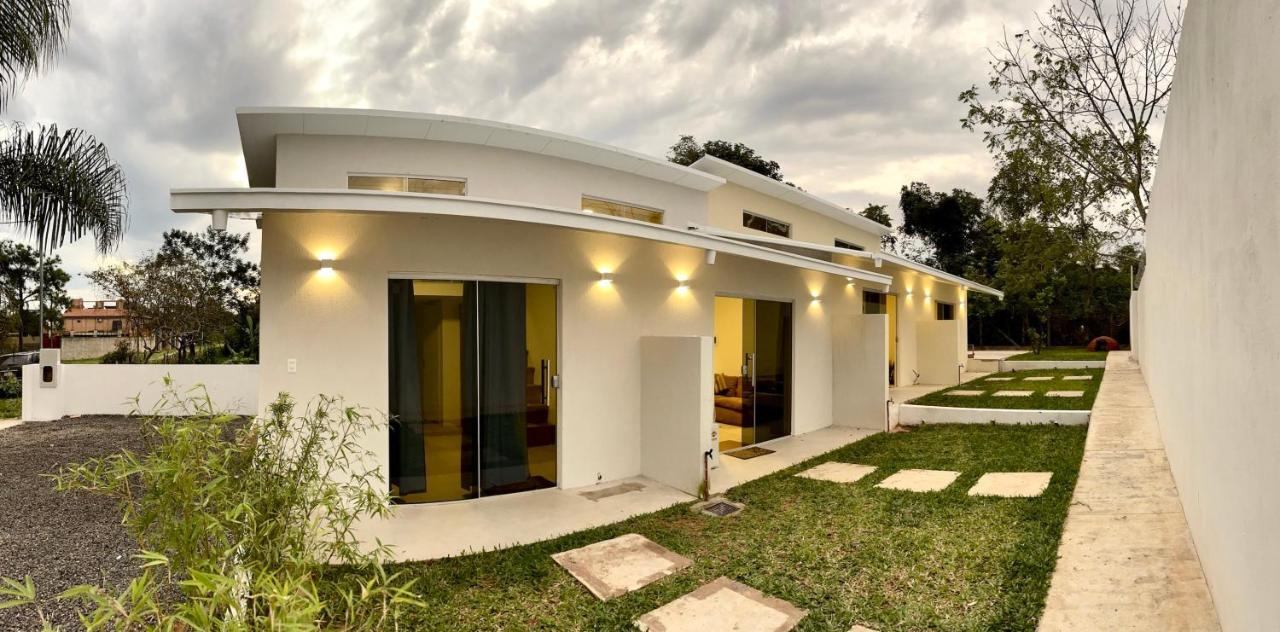 Tiny Houses En Asuncion. Zona Aeropuerto-Rakiura Zarate Isla Exterior photo