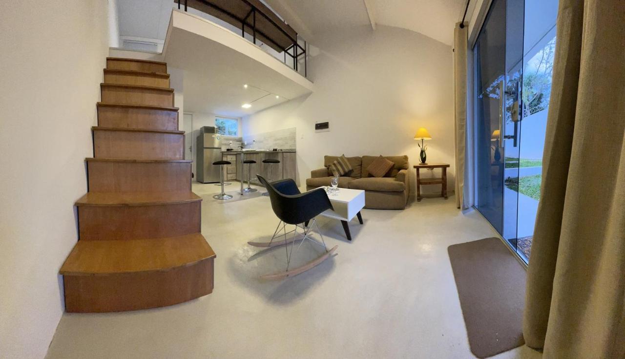 Tiny Houses En Asuncion. Zona Aeropuerto-Rakiura Zarate Isla Exterior photo